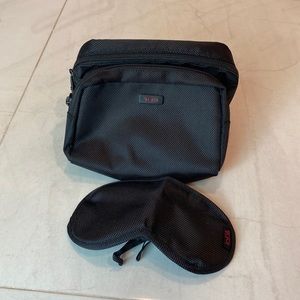 Cosmetic bag